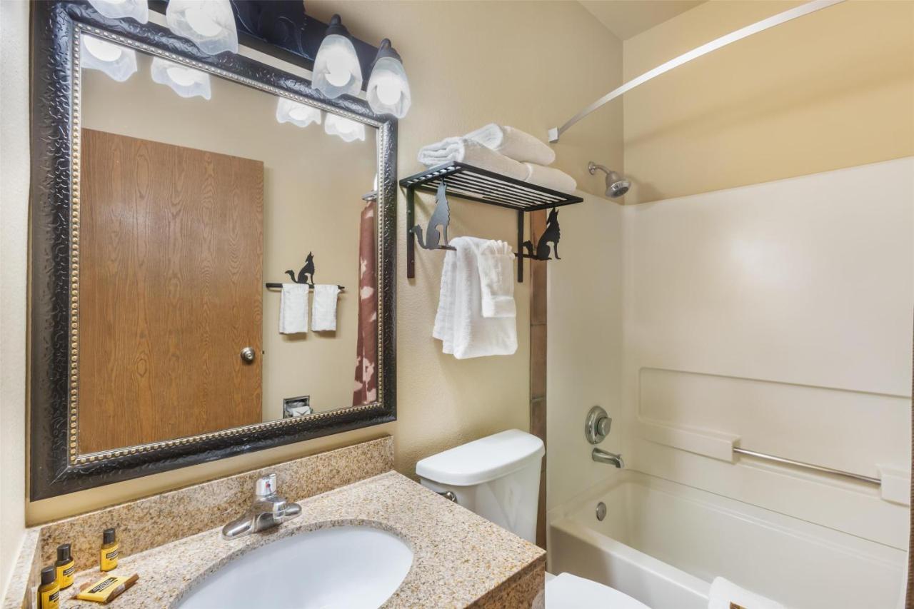 Junior Suite - Non-Smoking at Best Western Plus Inn of Santa Fe