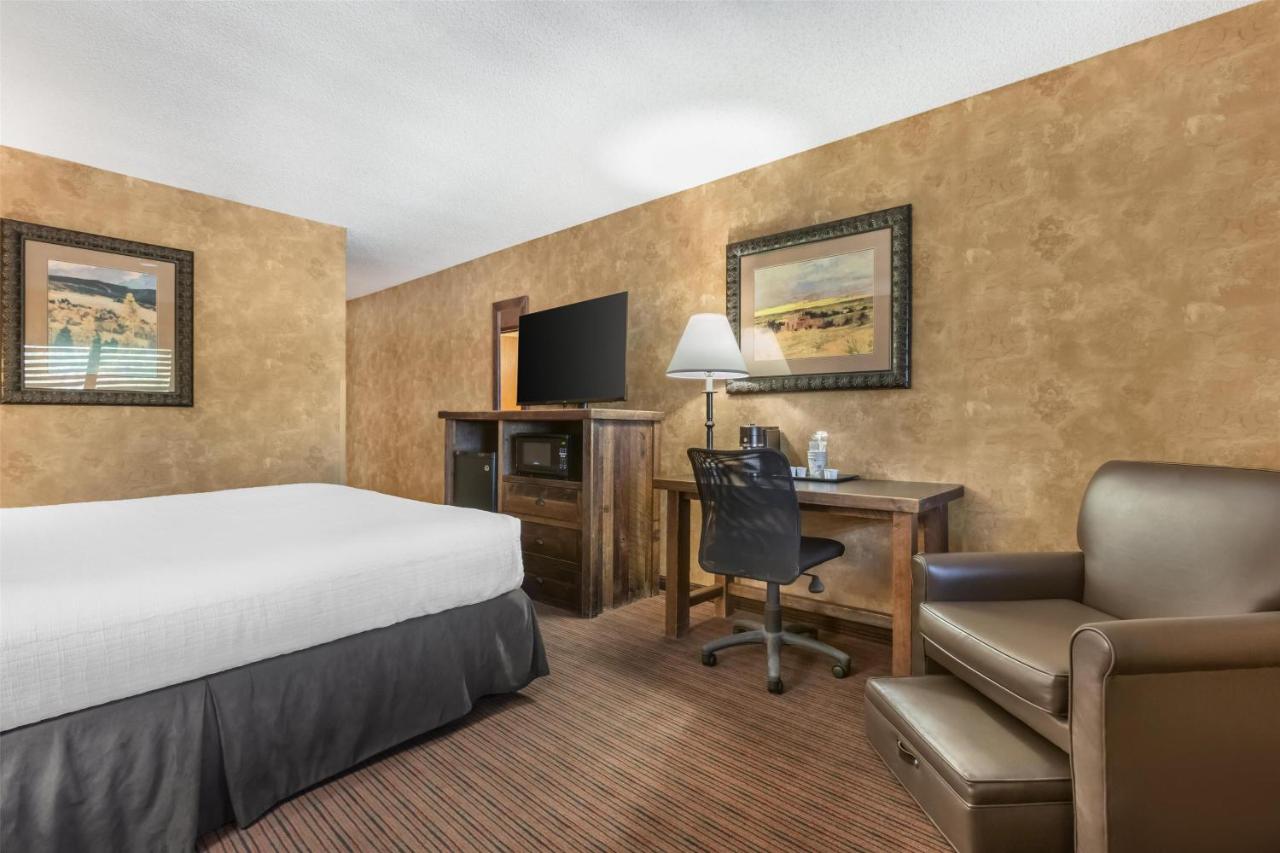 King Room - Non-Smoking at Best Western Plus Inn of Santa Fe