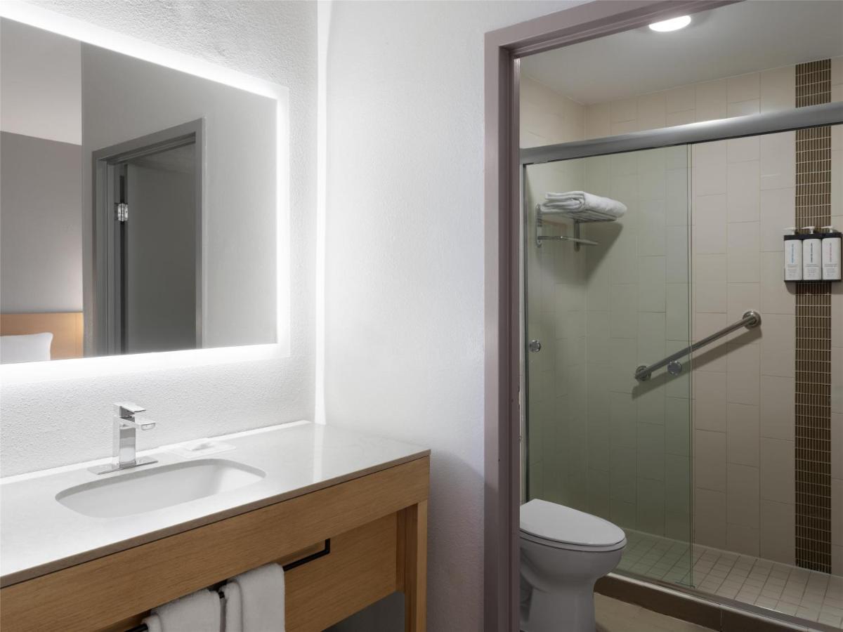 King Room with Sofa Bed - High Floor at Hyatt Place Atlanta/Alpharetta/North Point Mall