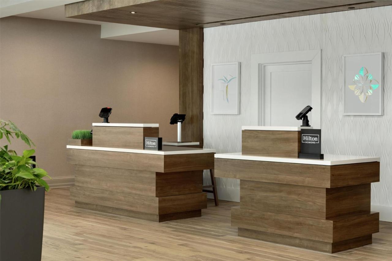 | Hilton Garden Inn Riverhead