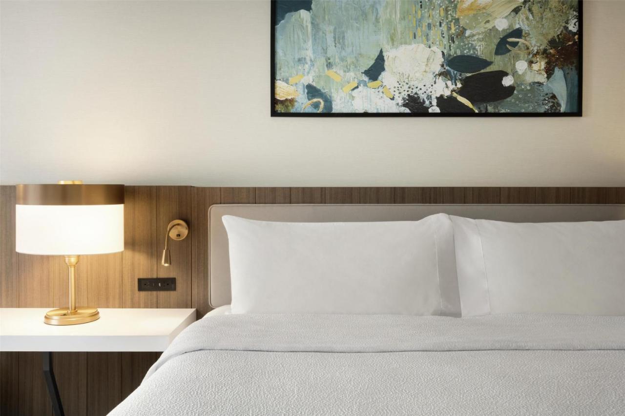 | Hilton Garden Inn Riverhead