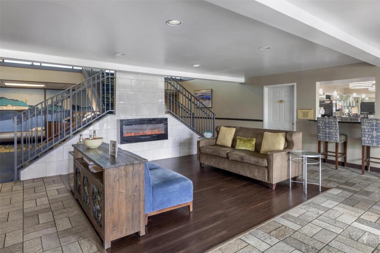  | Best Western Parkside Inn
