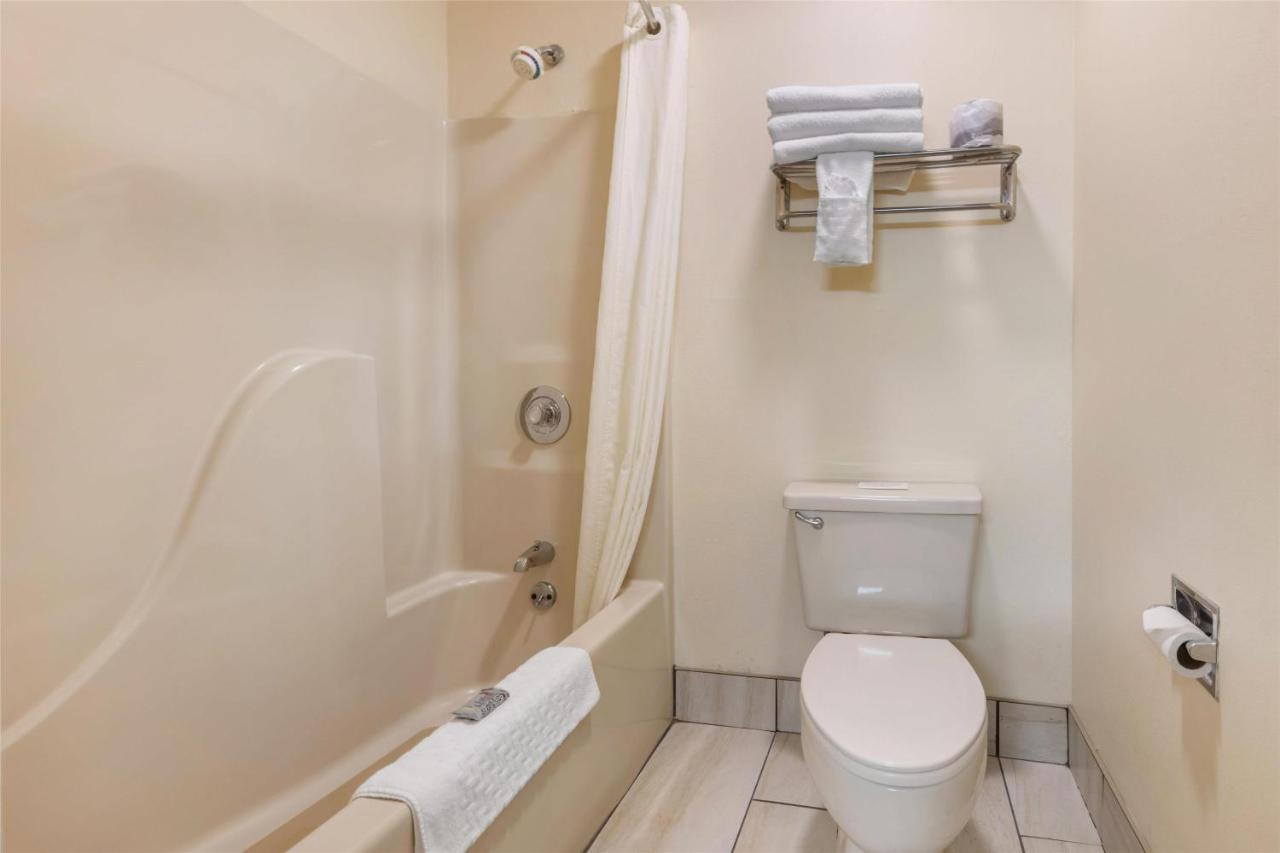 Double Room with Two Double Beds at Best Western Parkside Inn