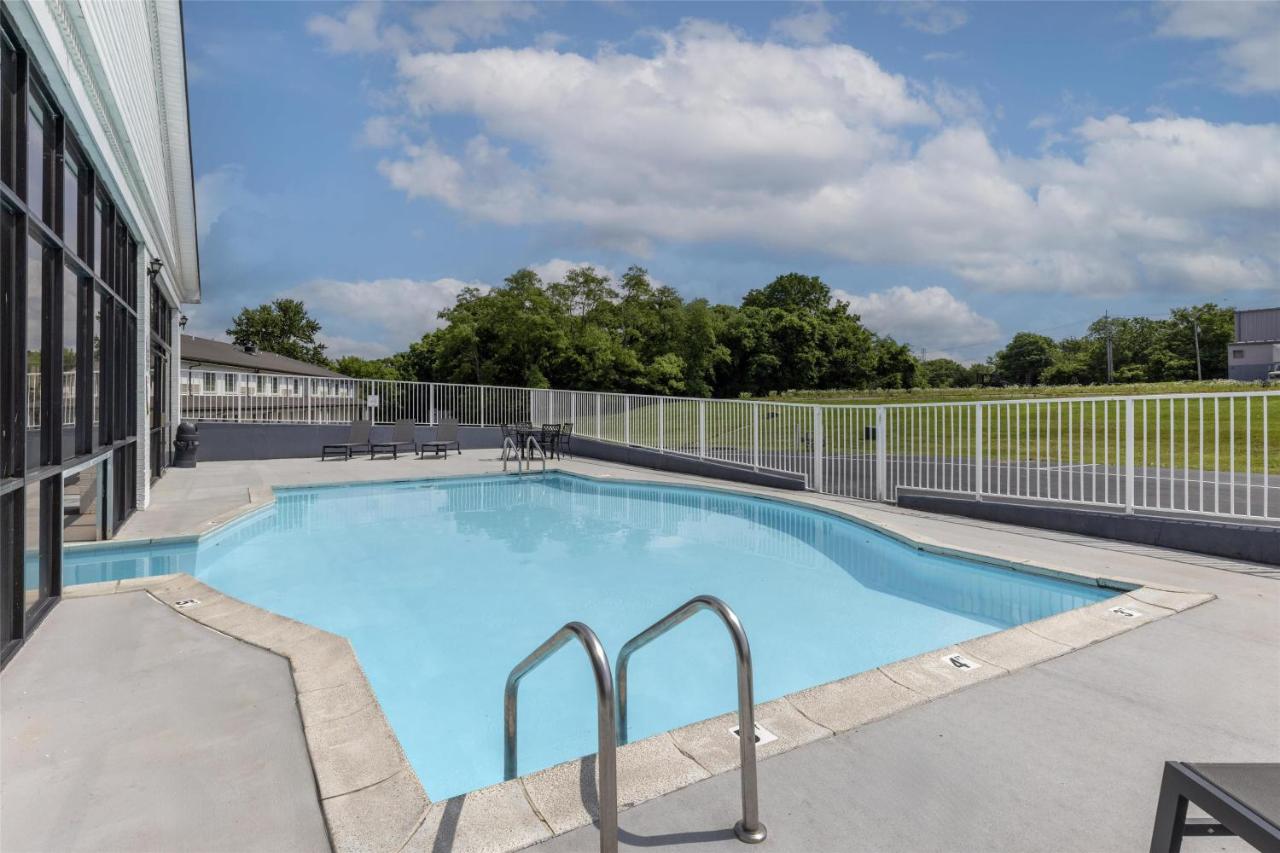  | Best Western Parkside Inn