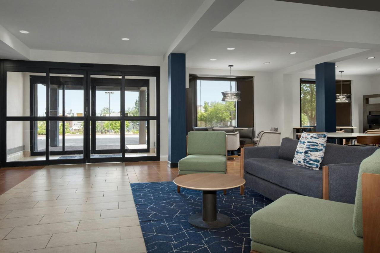 | Courtyard by Marriott Colorado Springs South