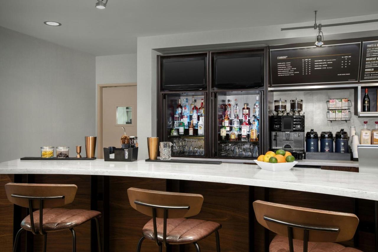| Courtyard by Marriott Colorado Springs South