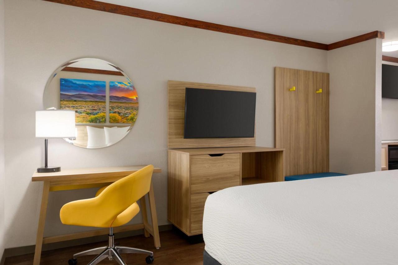 Studio Suite with 1 King Bed, Non-Smoking at Days Inn by Wyndham Suites Fredericksburg
