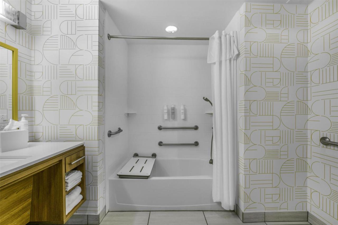 | Home2 Suites By Hilton St. Simons Island