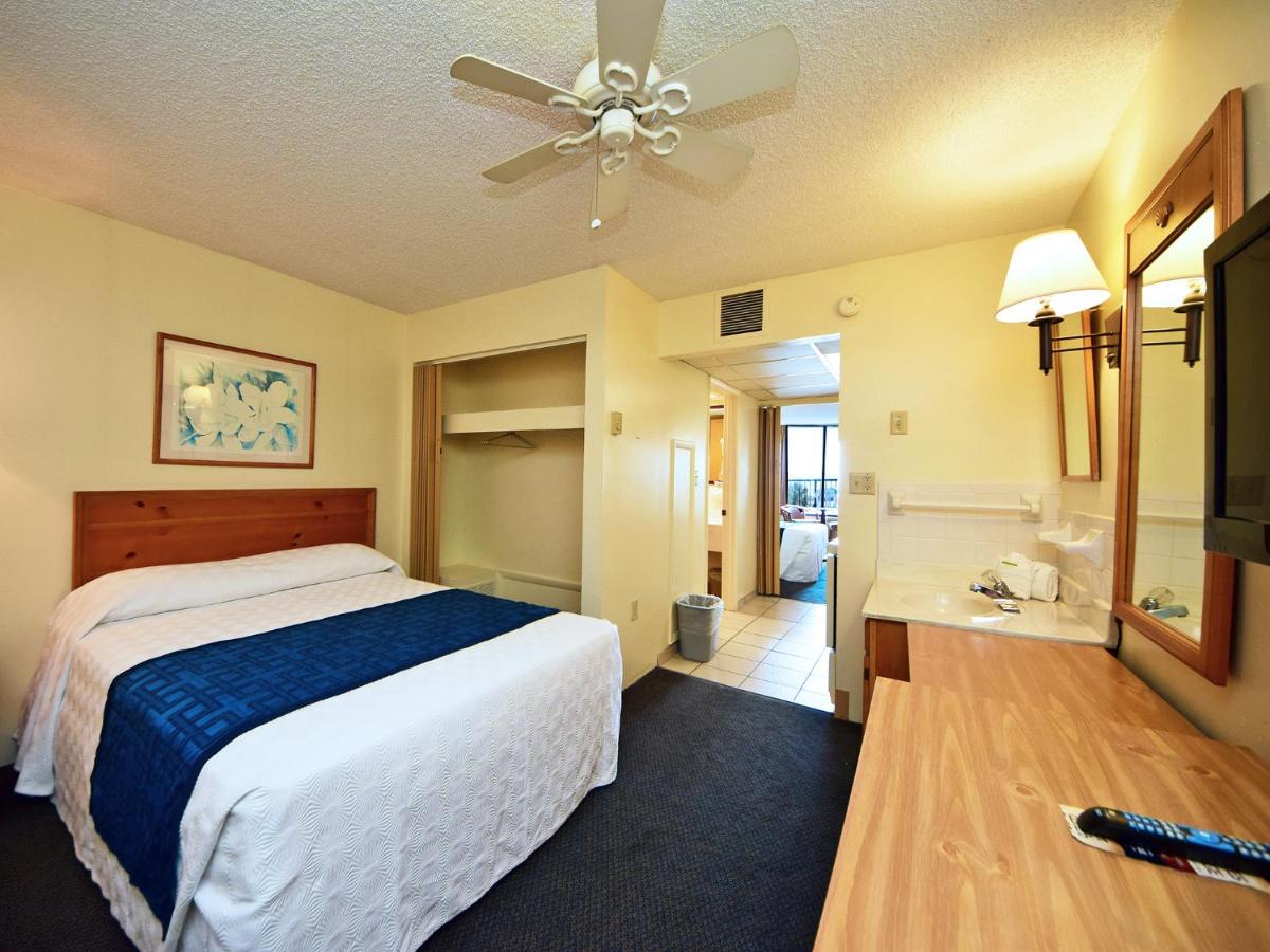| Holiday Sands South