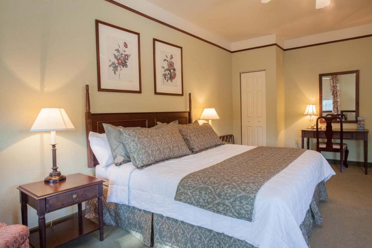 King Studio at Rivers Edge Resort