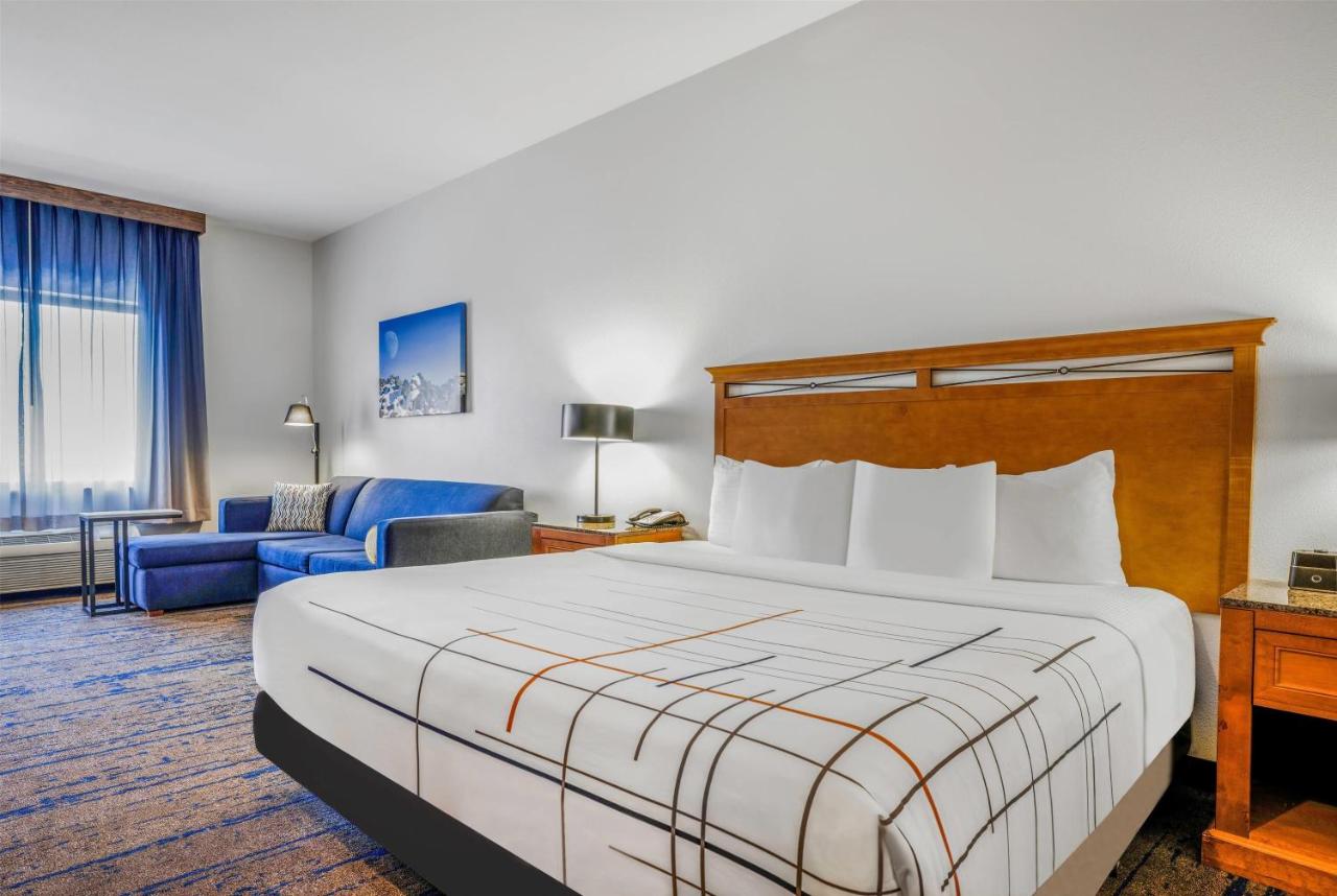 King Room with Sofa Bed at La Quinta Inn & Suites by Wyndham Twin Falls