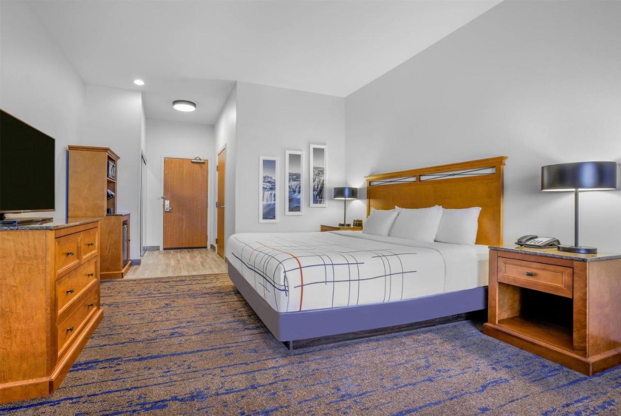 Deluxe King Room at La Quinta Inn & Suites by Wyndham Twin Falls