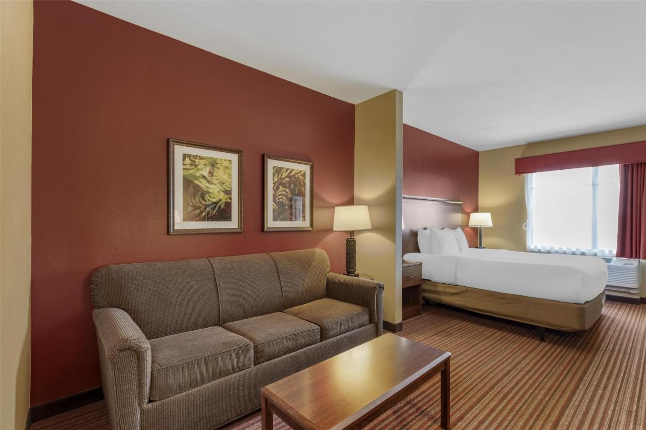  | Best Western Plus Hudson Hotel & Suites
