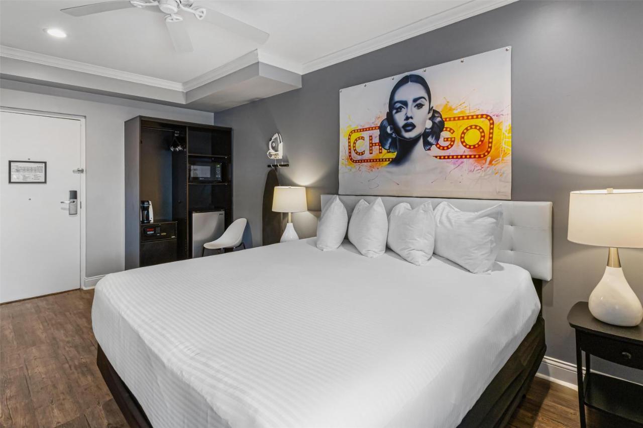 | Hotel Chicago West Loop
