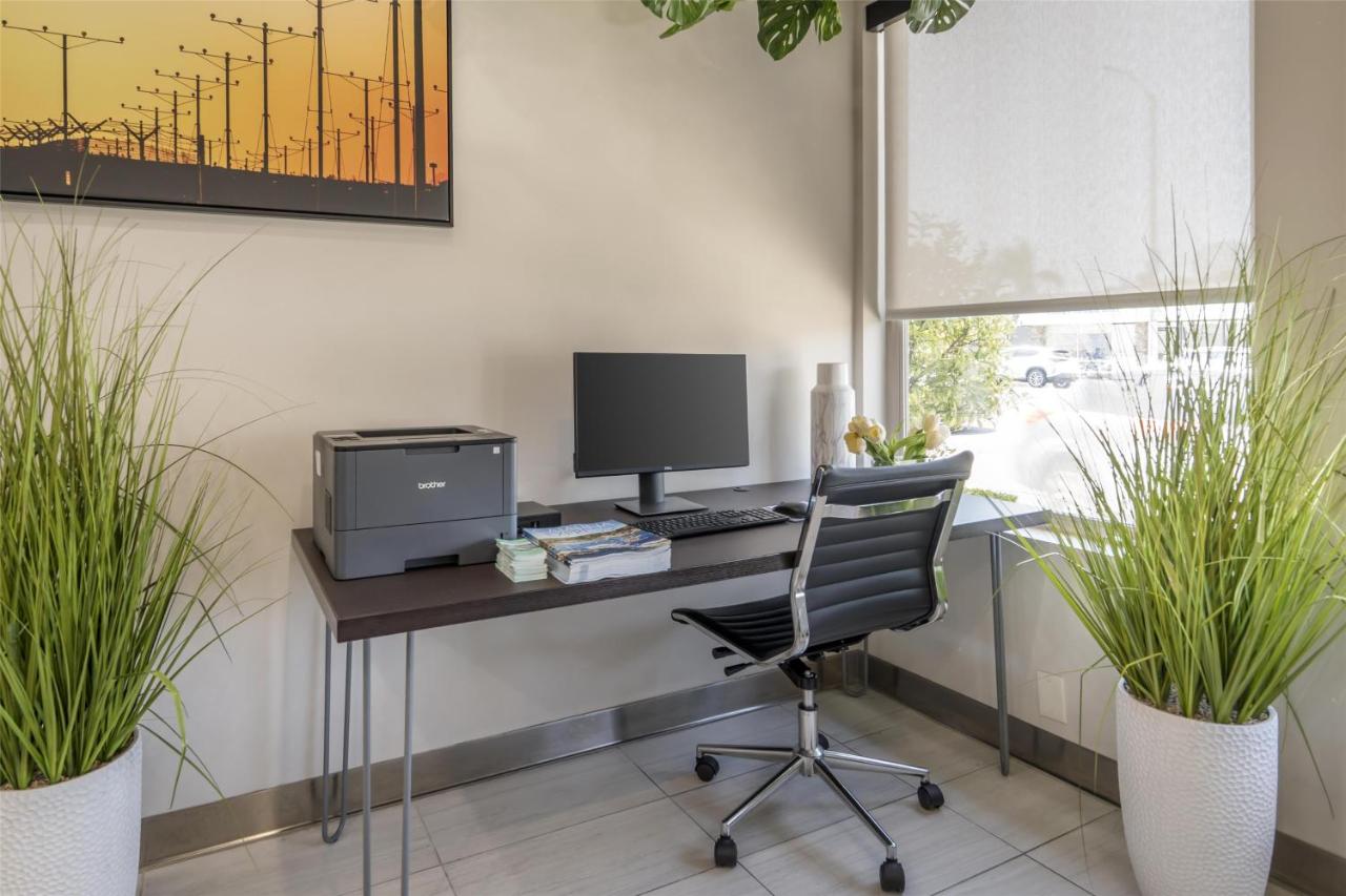 | Best Western Airport Plaza Inn - Los Angeles LAX Airport
