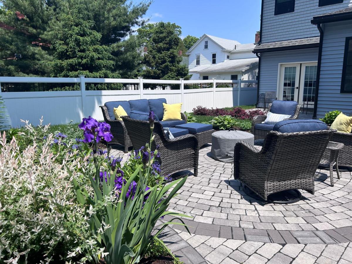 | Canterbury Cottage Bed & Breakfast