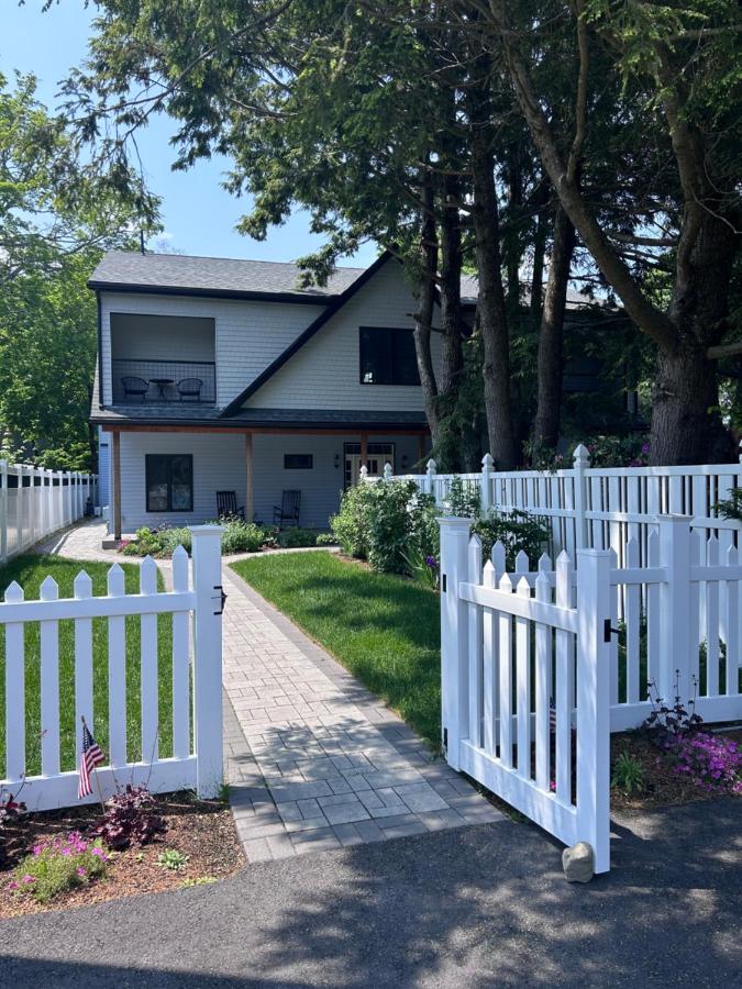 | Canterbury Cottage Bed & Breakfast