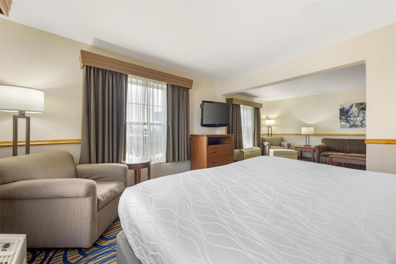  | Best Western Woodburn Inn