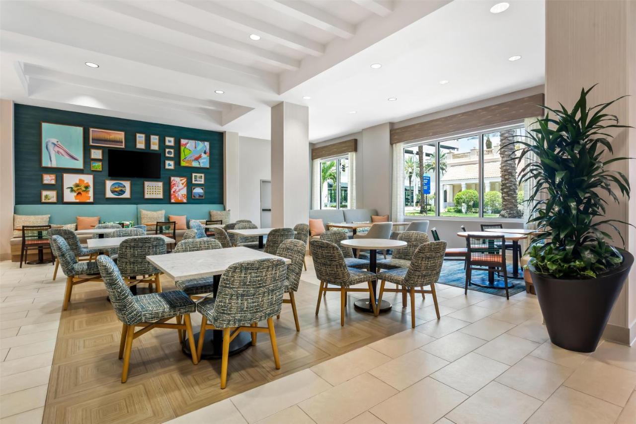 | Hampton Inn & Suites St. Petersburg/Downtown
