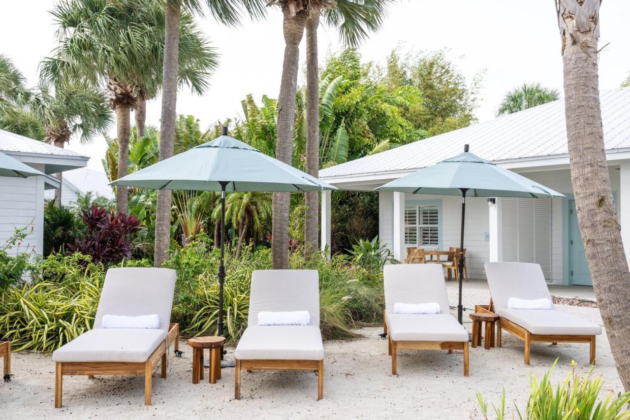Standard One Bedroom Suite Accessible at Islander Resort