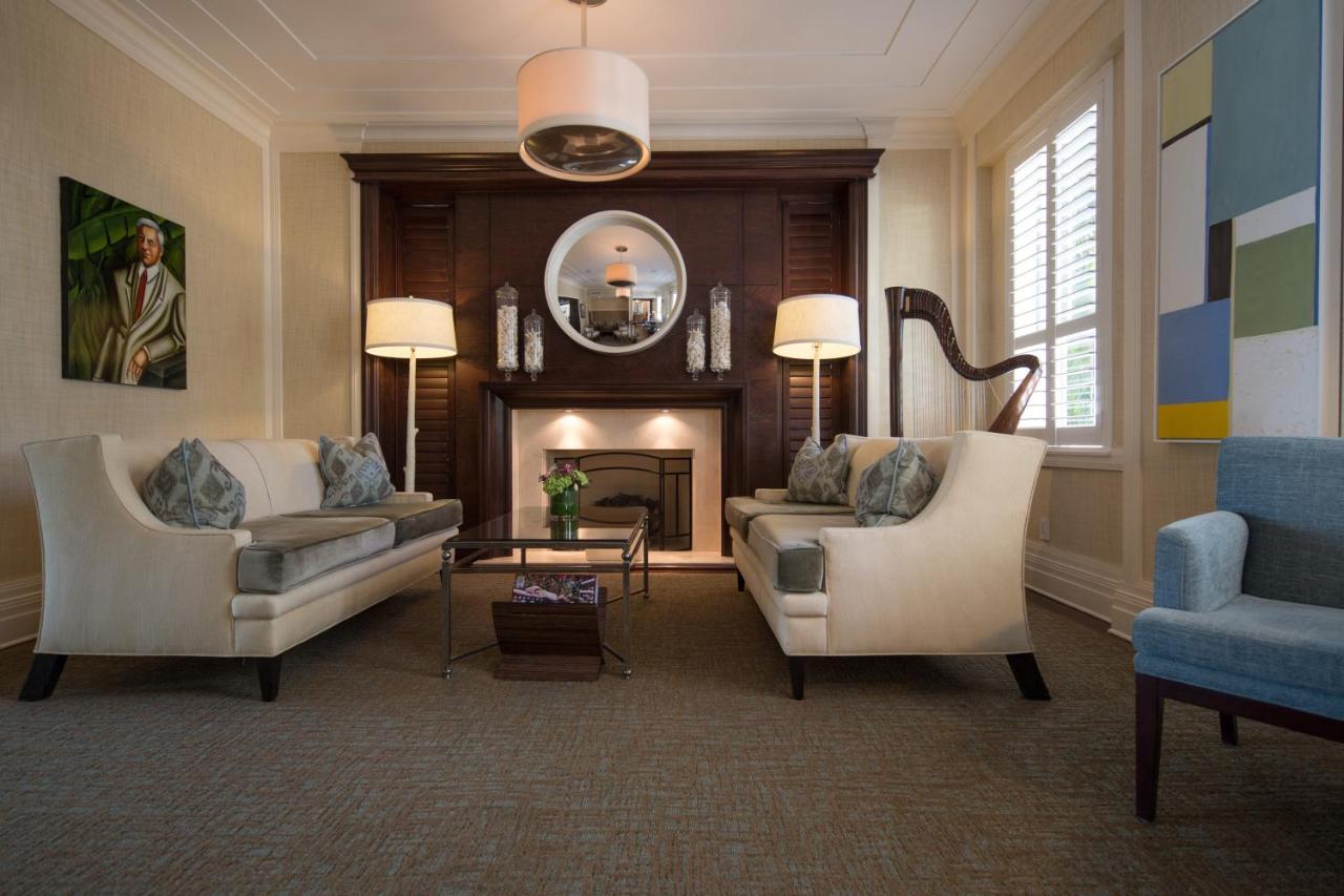  | The Pillars Hotel & Club