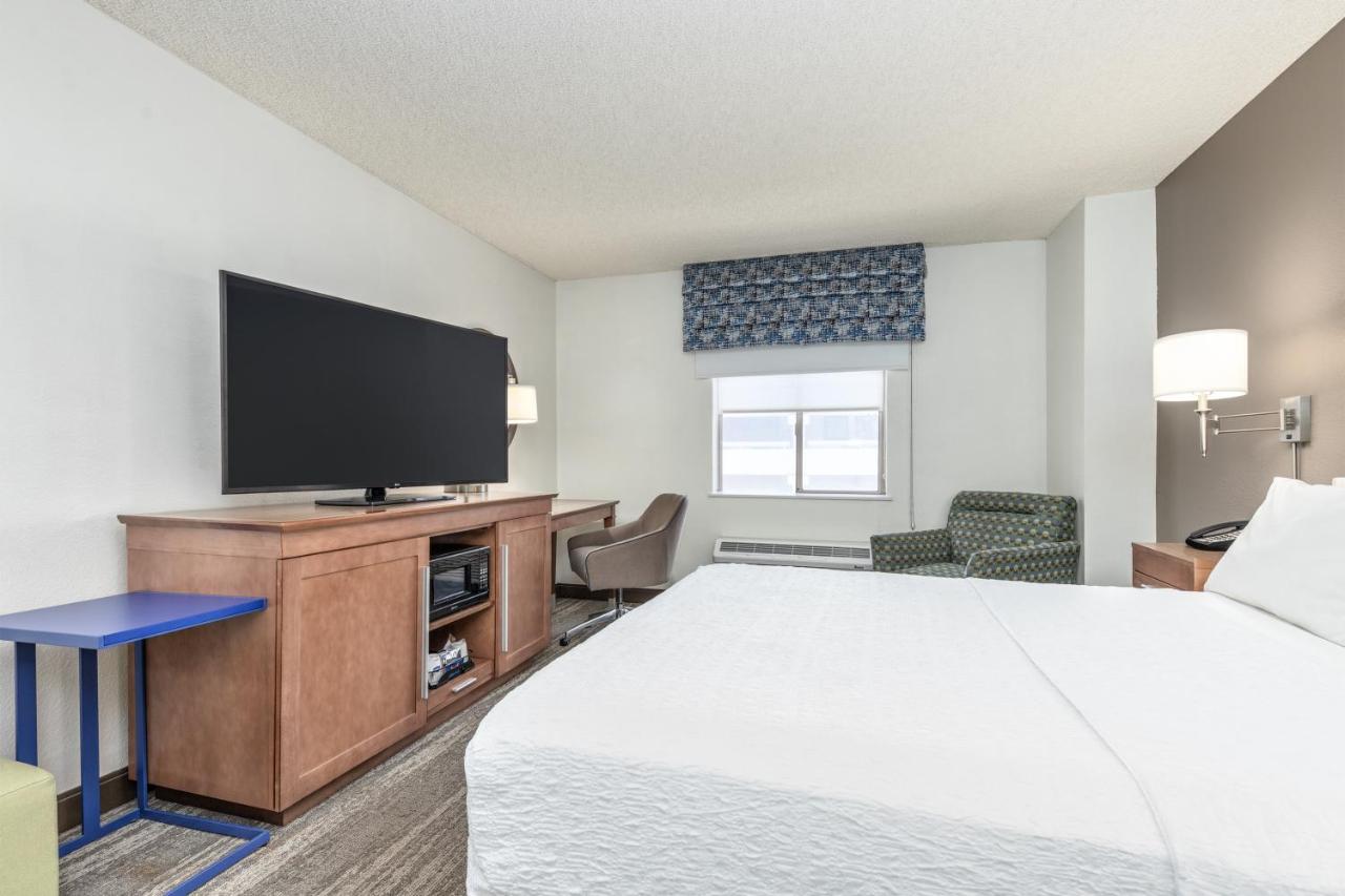 King Room - Non-Smoking at Hampton Inn Phoenix-Midtown-Downtown Area