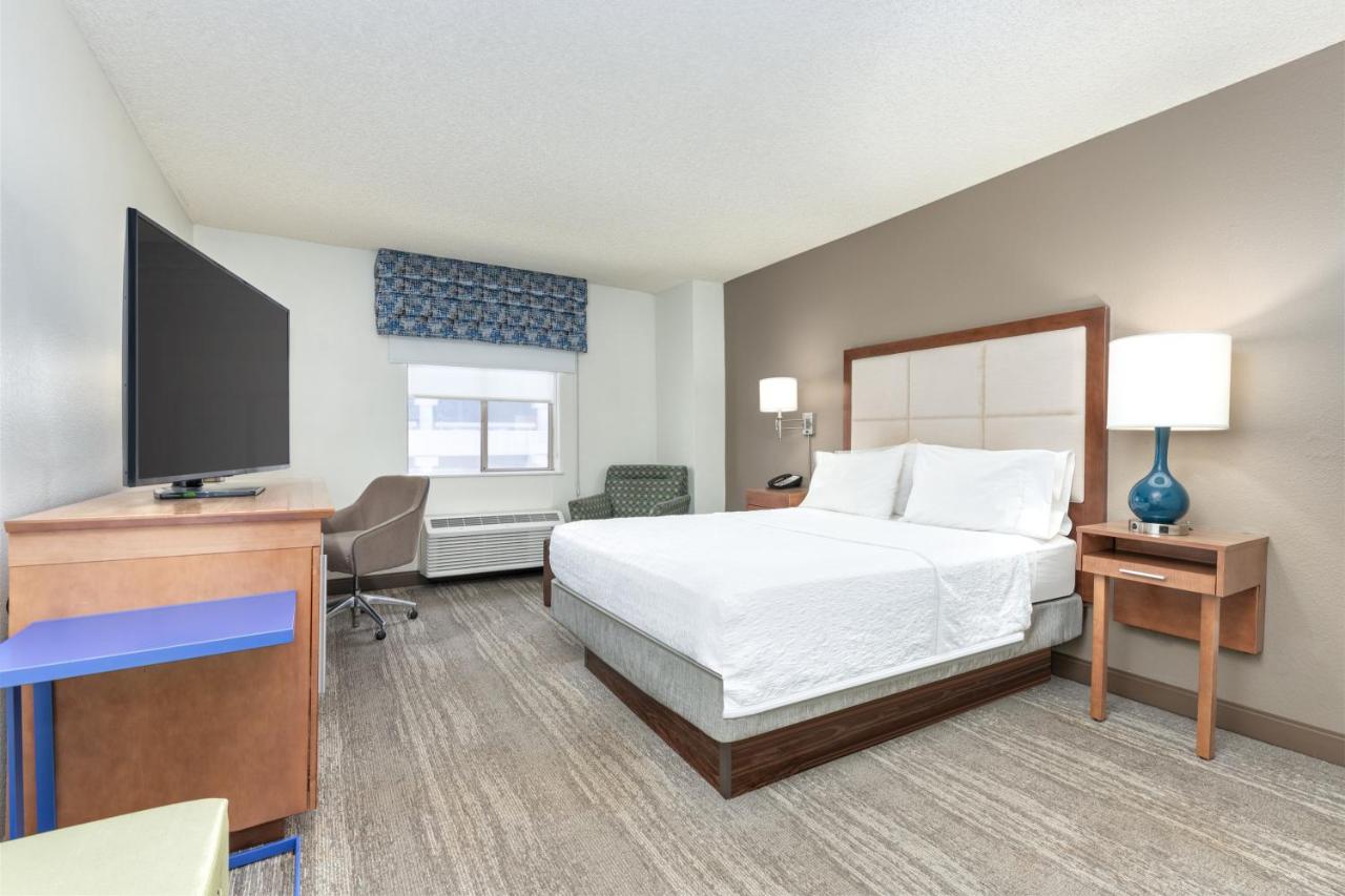 King Room - Non-Smoking at Hampton Inn Phoenix-Midtown-Downtown Area