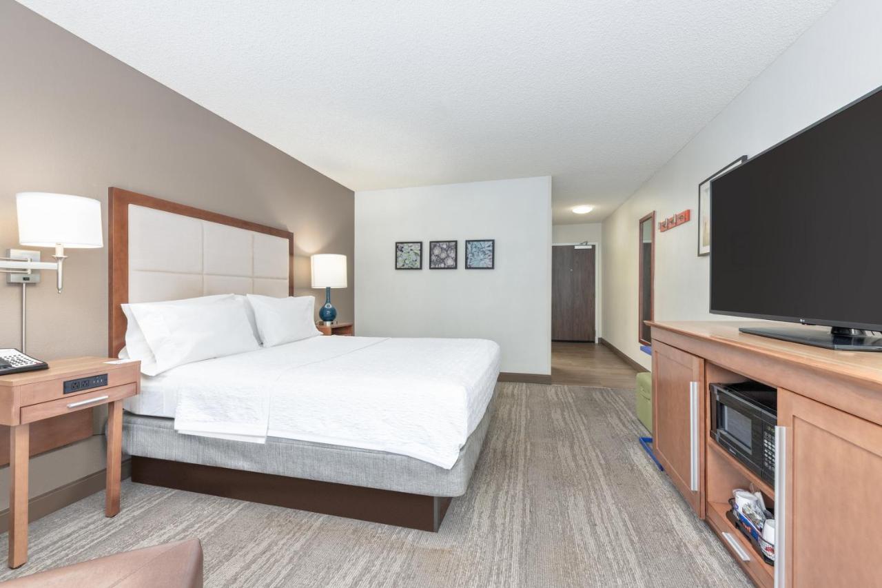 King Room - Non-Smoking at Hampton Inn Phoenix-Midtown-Downtown Area