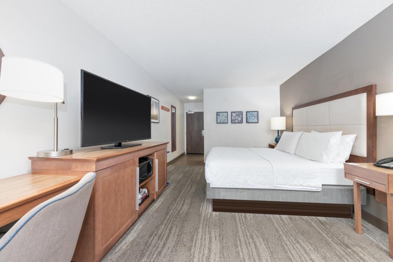 King Room - Non-Smoking at Hampton Inn Phoenix-Midtown-Downtown Area