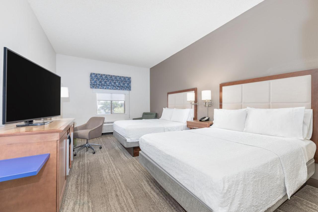 Queen Room with Two Queen Beds - Hearing Accessible/Non-Smoking at Hampton Inn Phoenix-Midtown-Downtown Area
