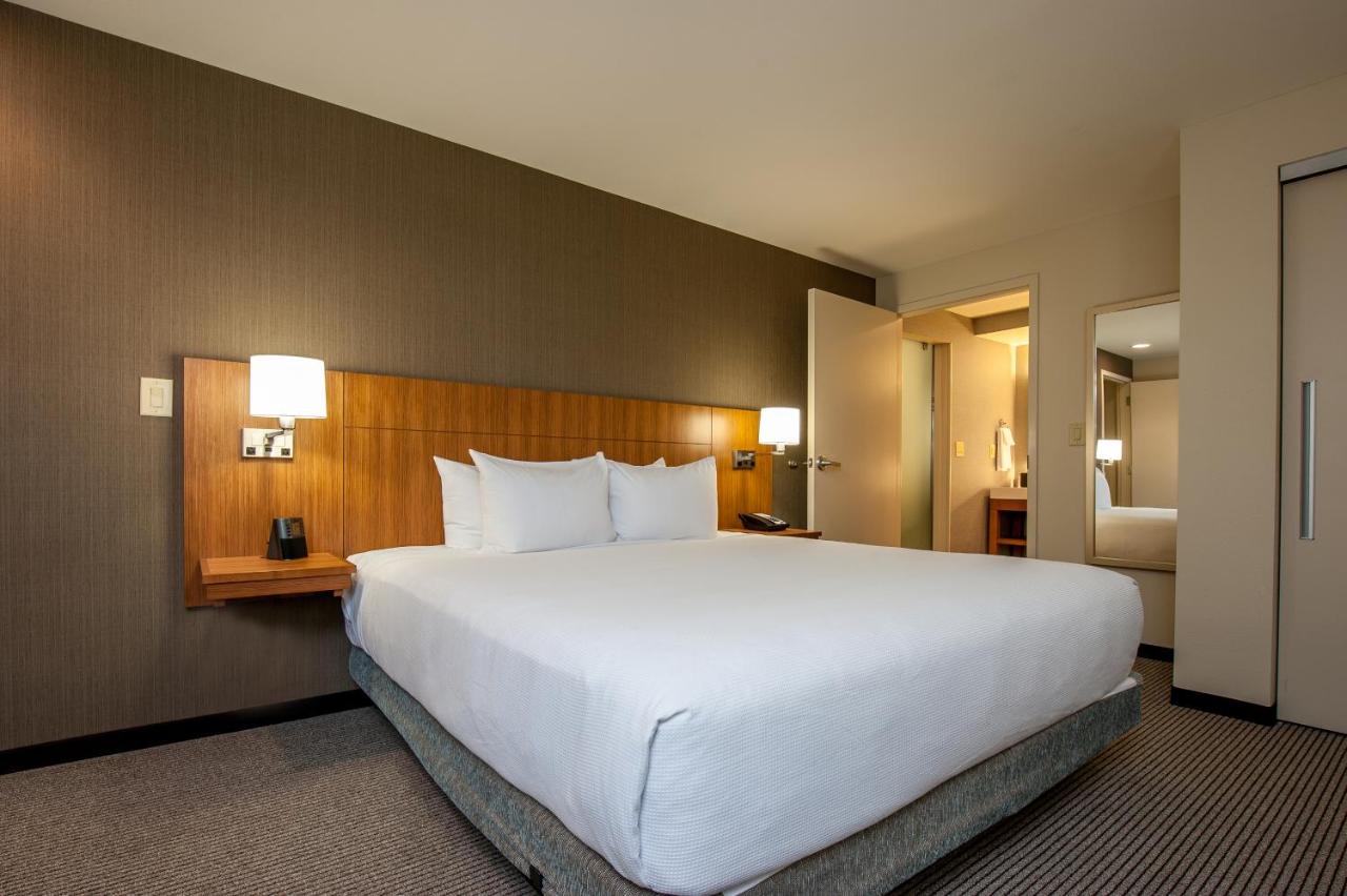 King Room - Non-Smoking at Hyatt Place Bowling Green