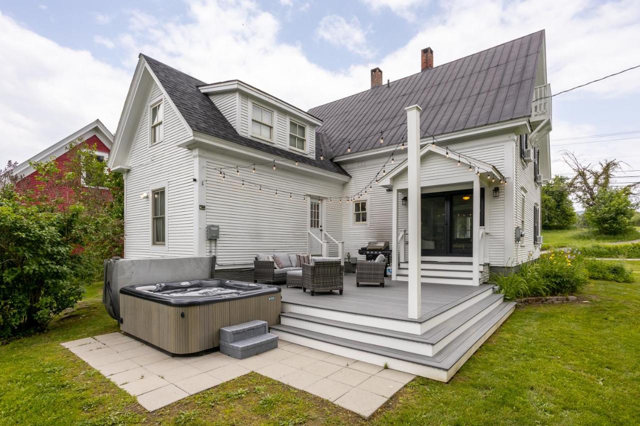 | Woodbridge Inn Bed & Breakfast