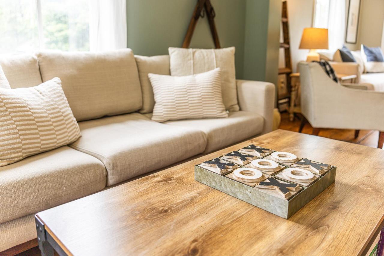 | Woodbridge Inn Bed & Breakfast