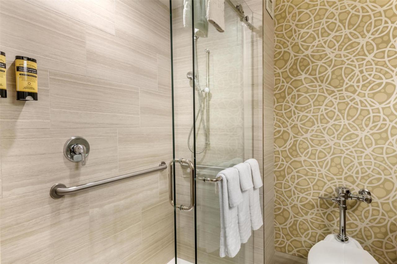 King Room - Non Smoking at Best Western Plus The Normandy Inn & Suites