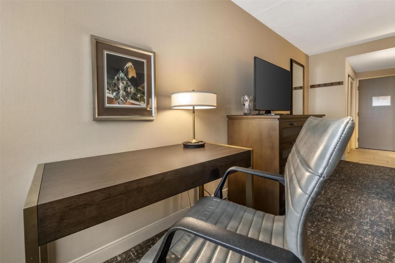  | Best Western Plus The Normandy Inn & Suites