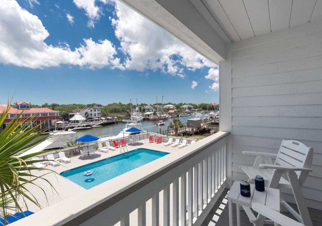 | Shem Creek Inn
