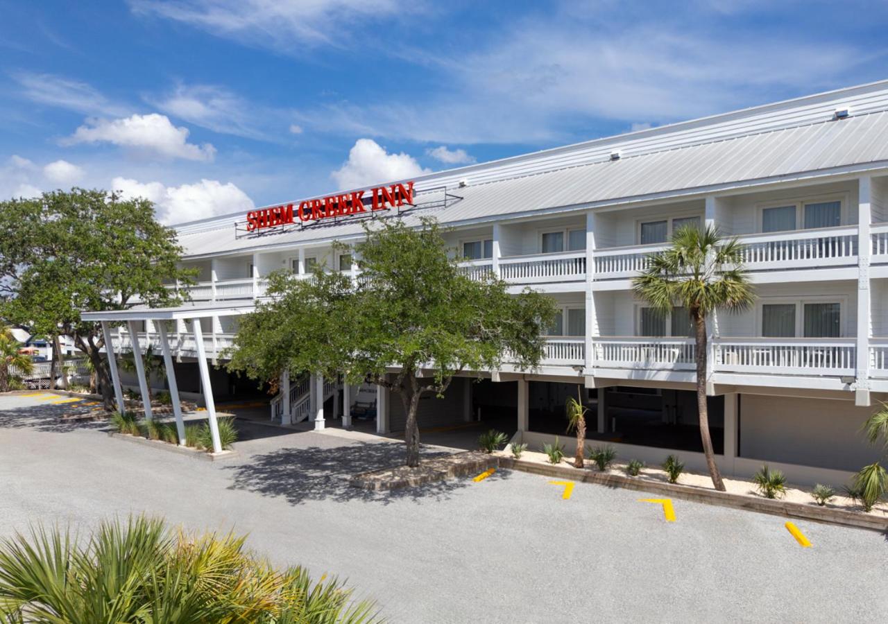 | Shem Creek Inn