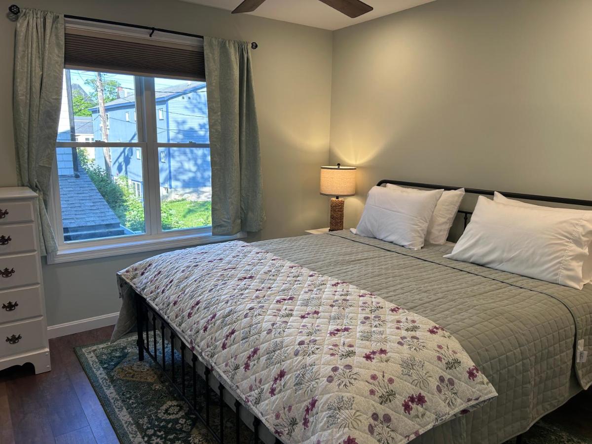 | Canterbury Cottage Bed & Breakfast