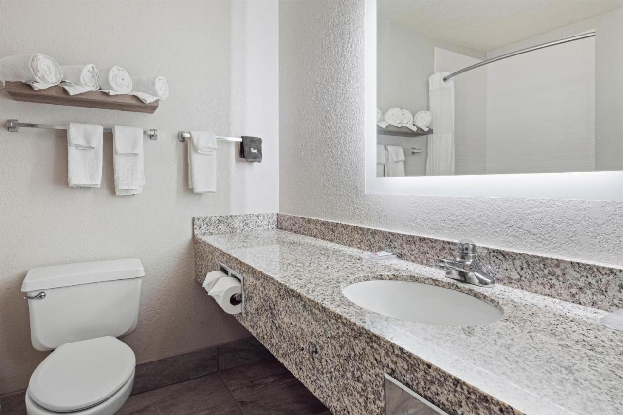  | Best Western Eau Claire South