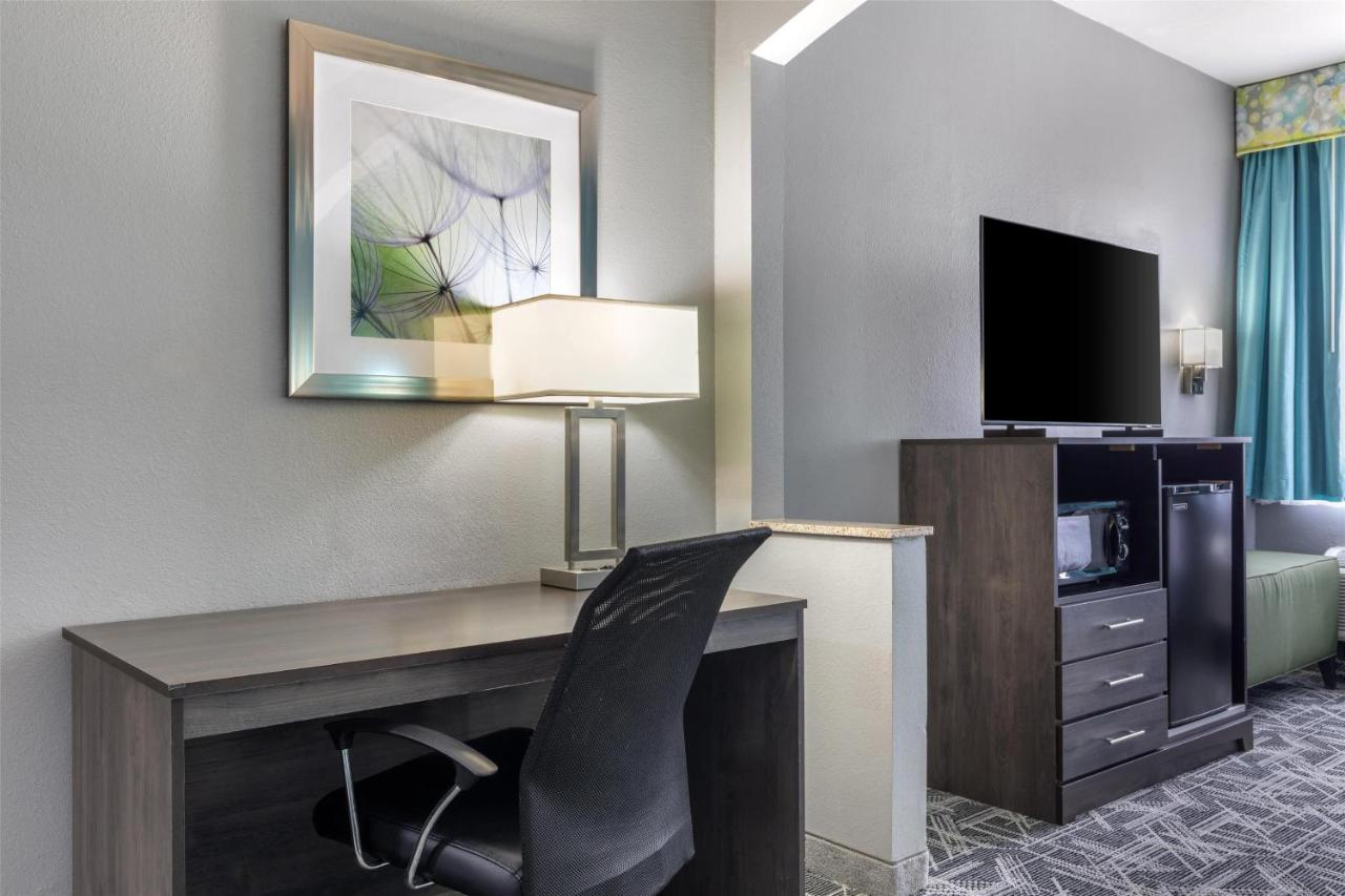 | Best Western Executive Inn