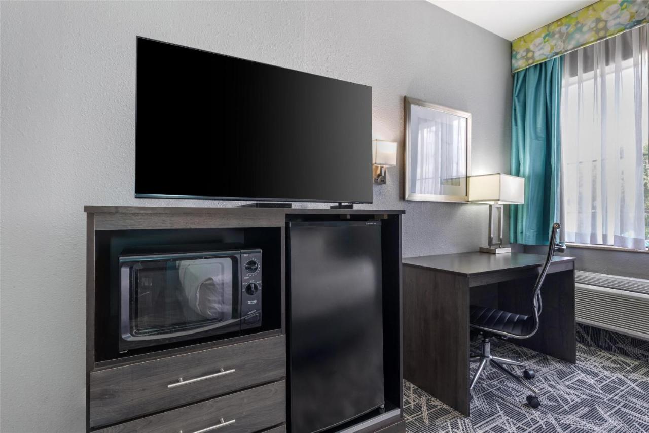 | Best Western Executive Inn