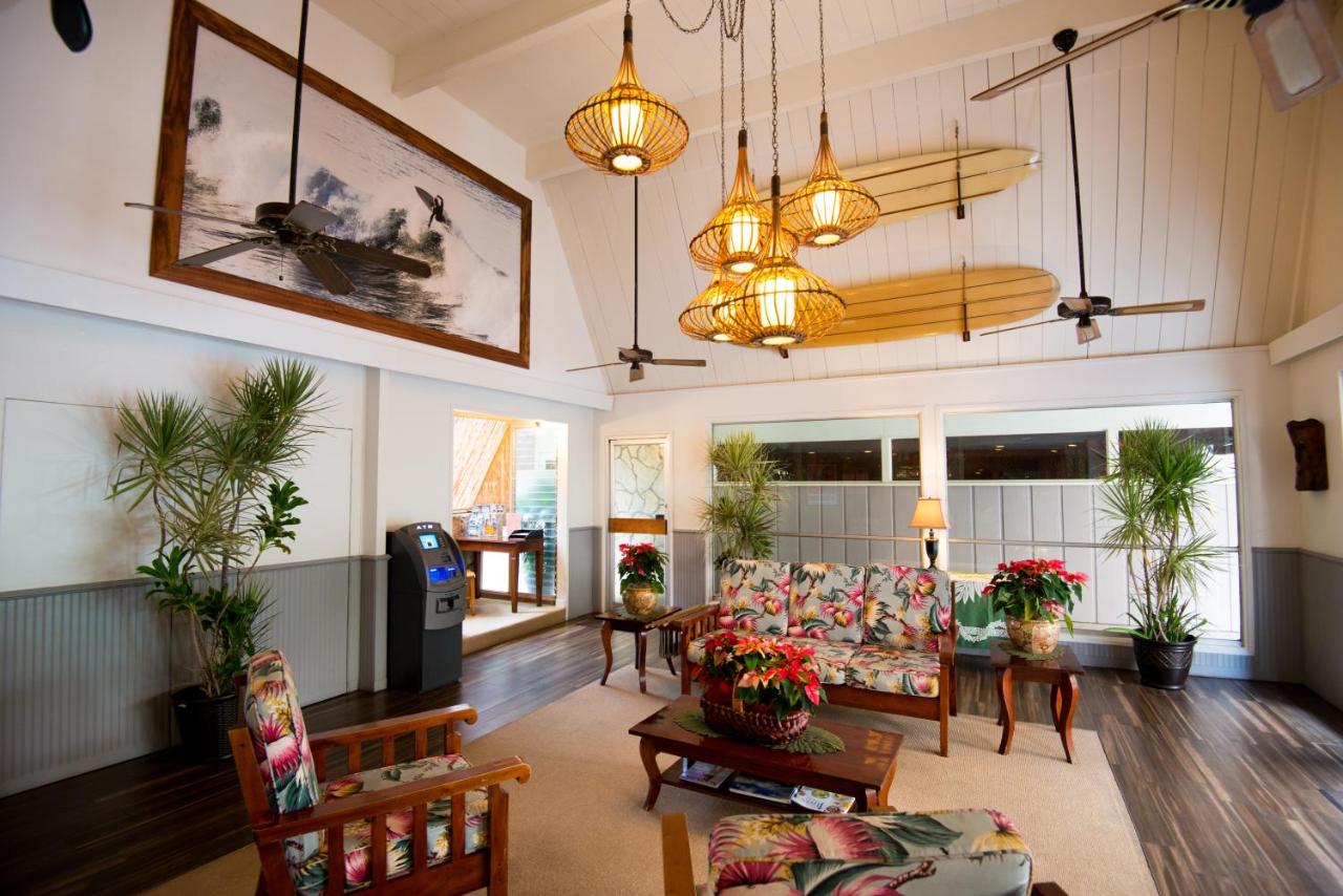 | Pacific Marina Inn