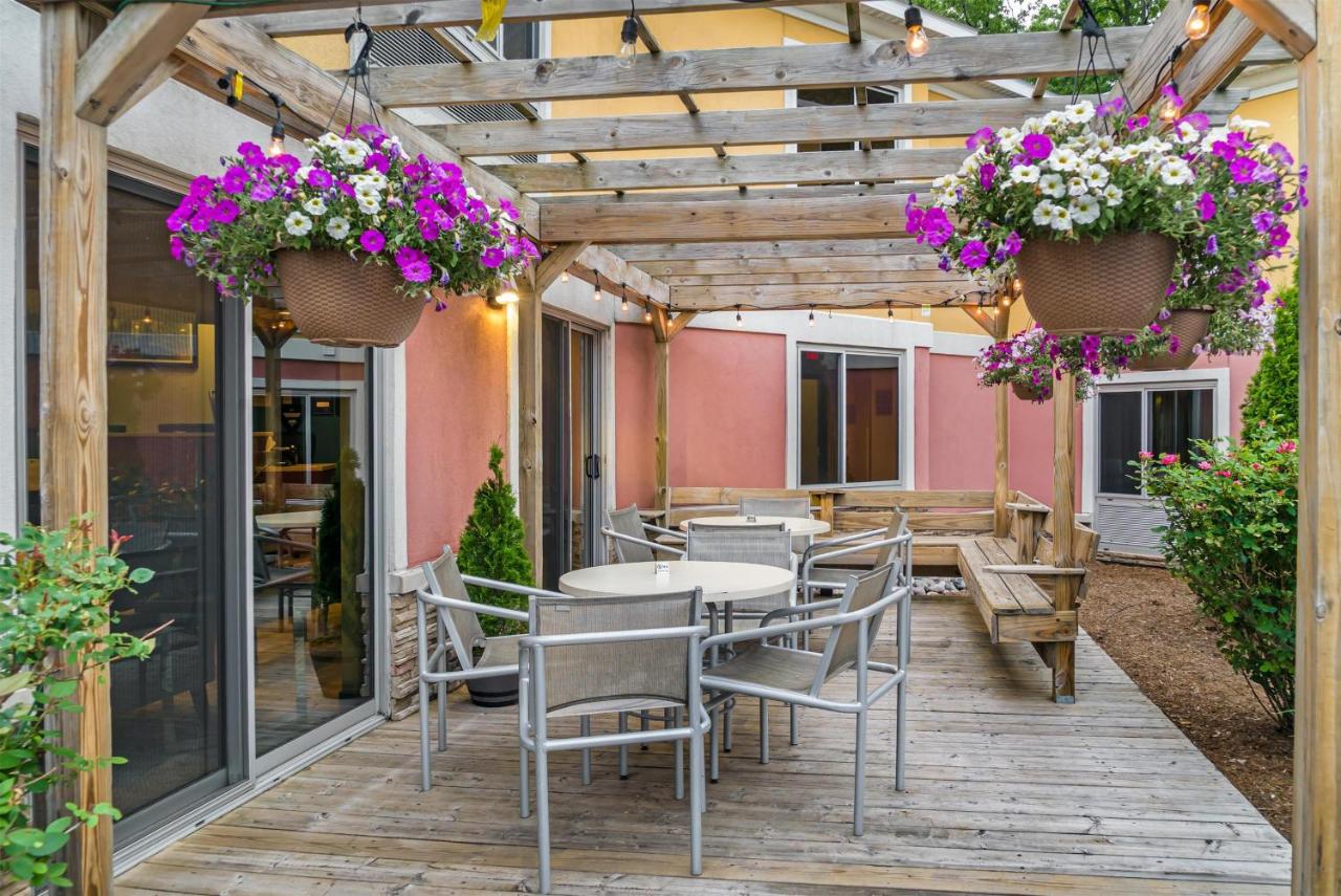 | Best Western Plus Traverse City