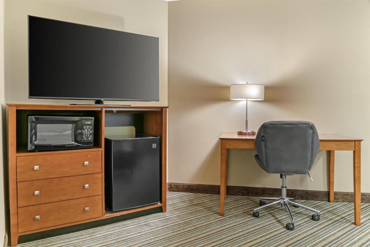 | Best Western Plus Traverse City