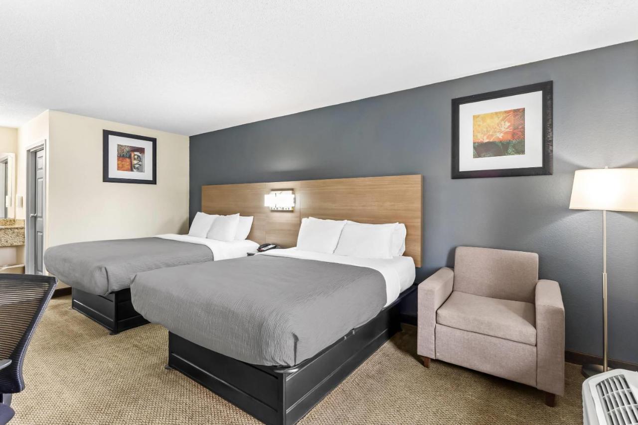 Queen Room with Two Queen Beds - Non-Smoking at Quality Inn Fort Campbell