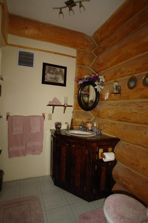  | The Garrison Inn a Montana Bed & Breakfast