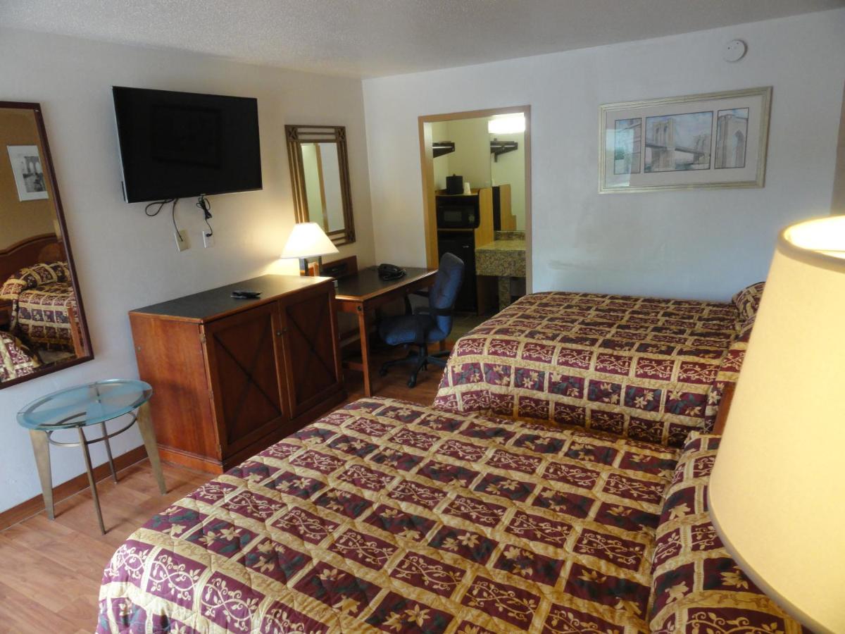  | Grand Rapids Inn
