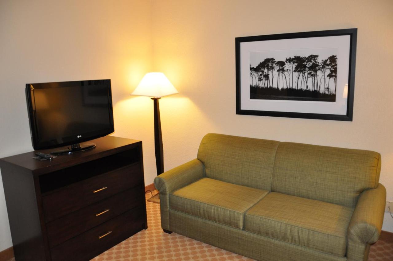  | Country Inn & Suites by Radisson, Coon Rapids, MN