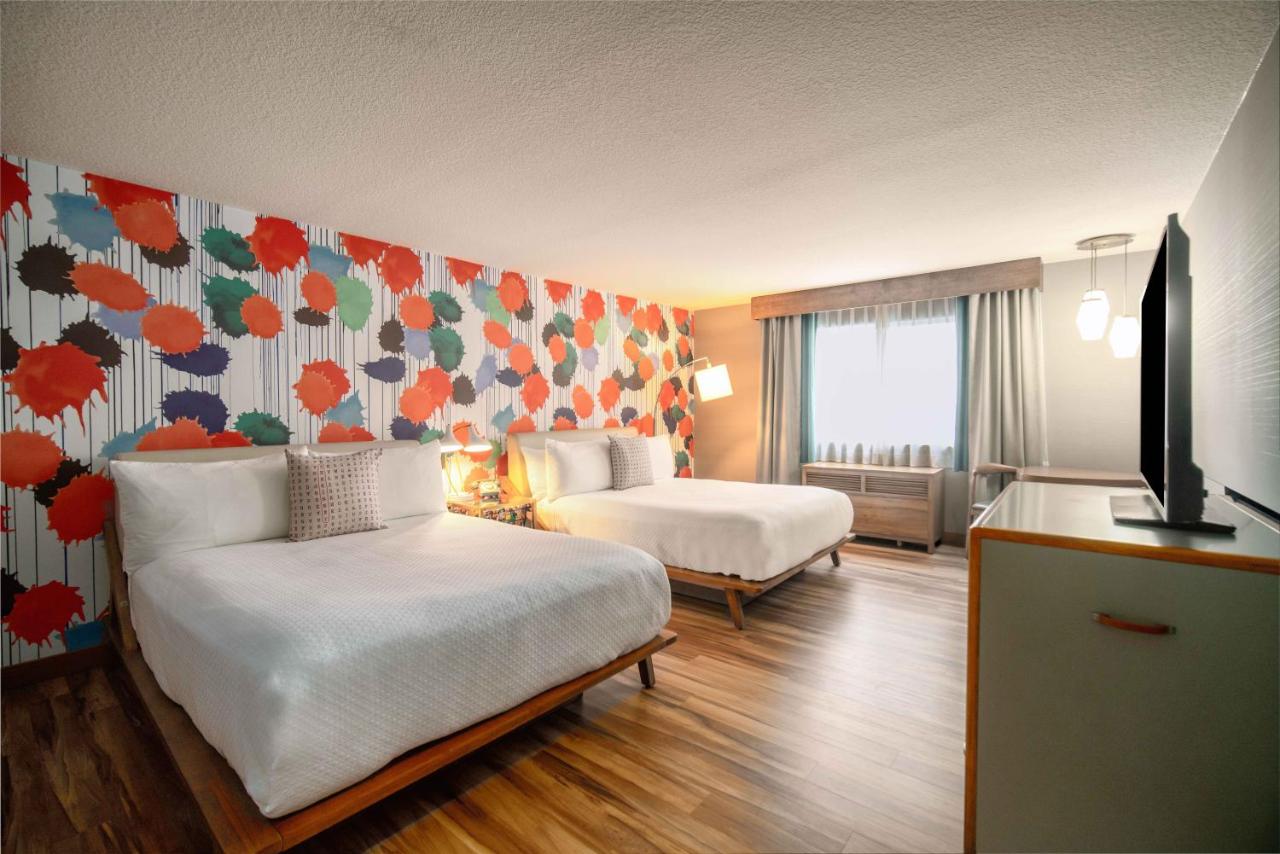 Queen Room with Two Queen Beds at The Kinney - Venice Beach