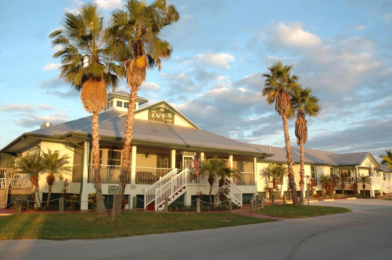 | Ivey House Everglades Adventures Hotel